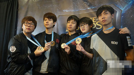 H2K创始人爆料：LPL假赛在西方是公开的秘密，前世界冠军又如何
